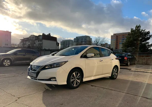 samochody osobowe Nissan Leaf cena 64821 przebieg: 123000, rok produkcji 2018 z Bydgoszcz